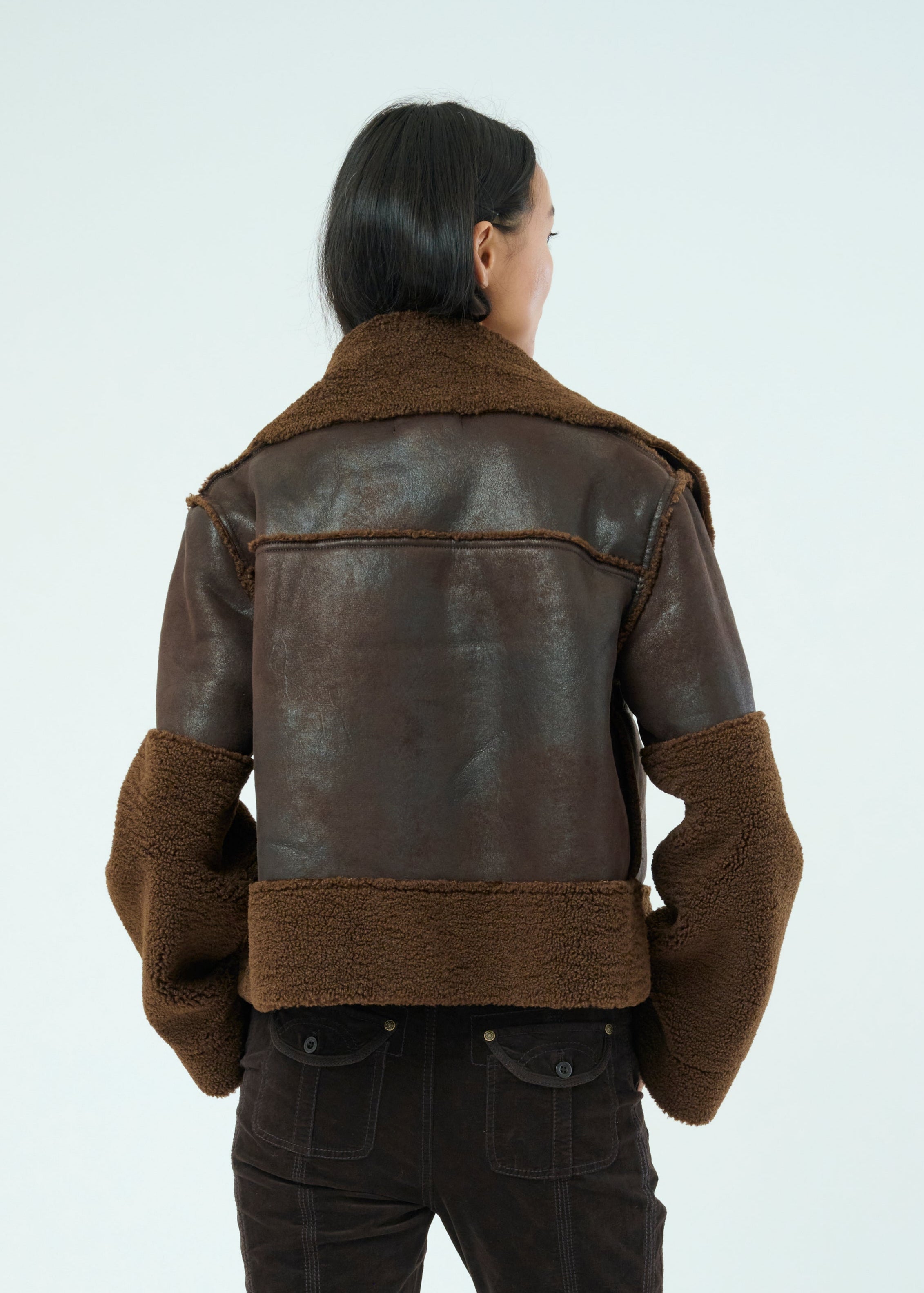 #color_dark chocolate