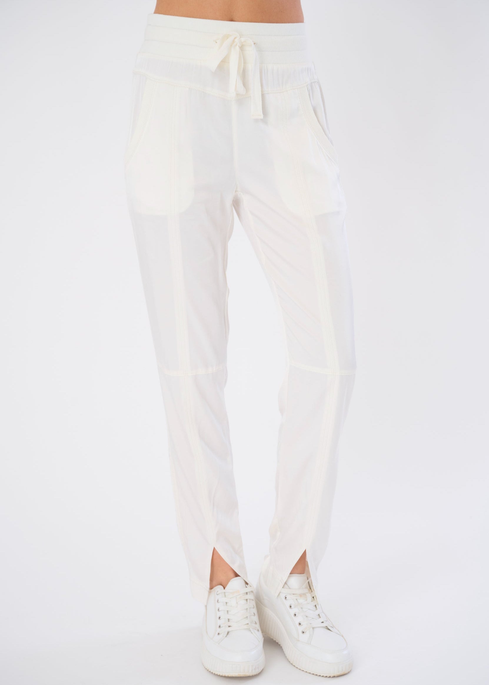 #color_antique ivory