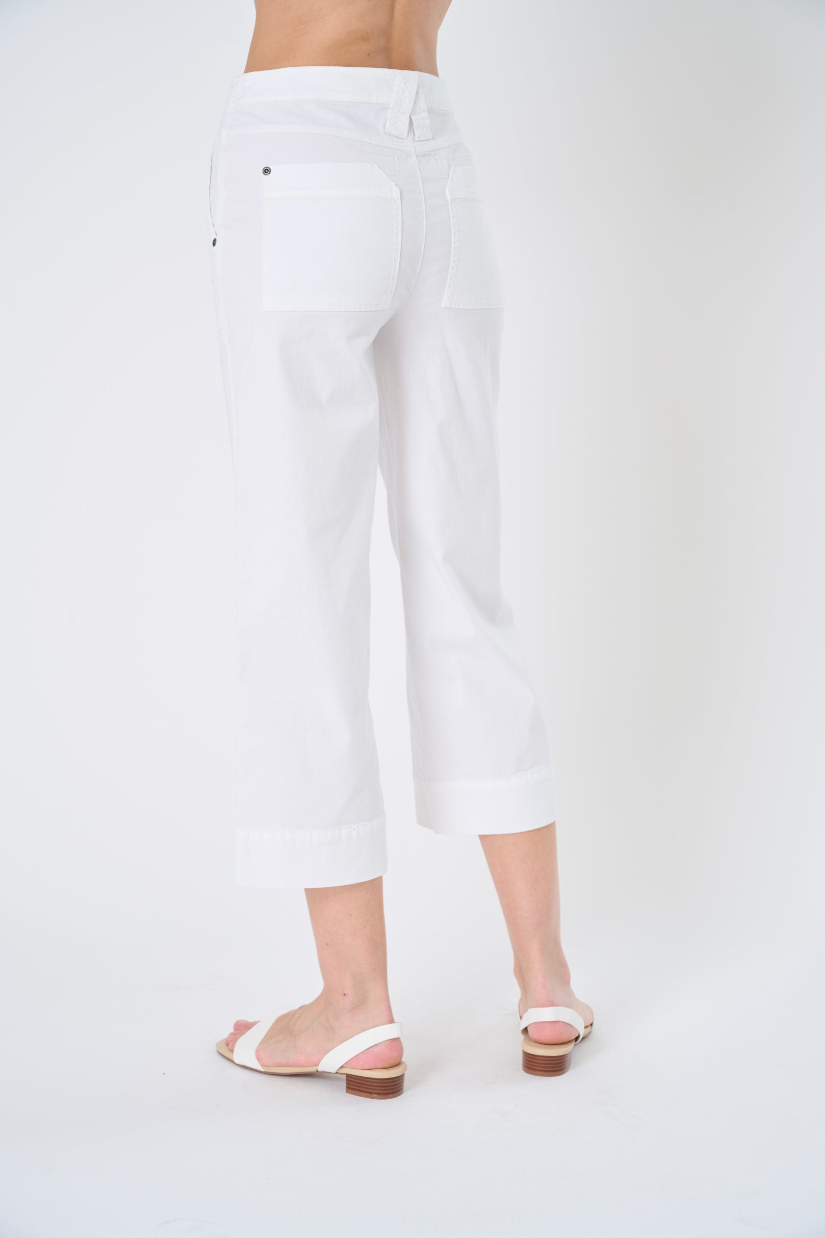 #color_white