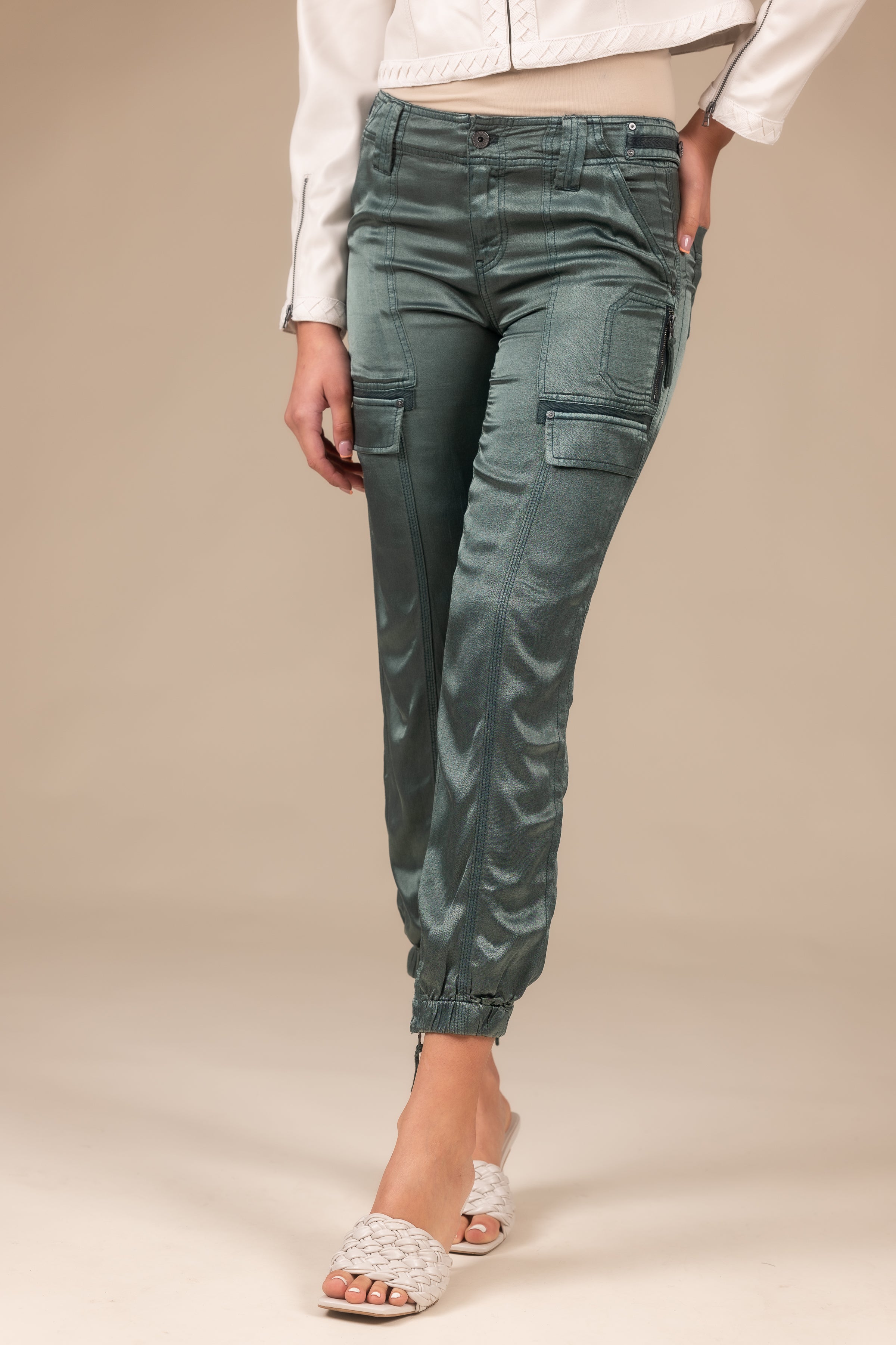 Silky Cargo Pant Women