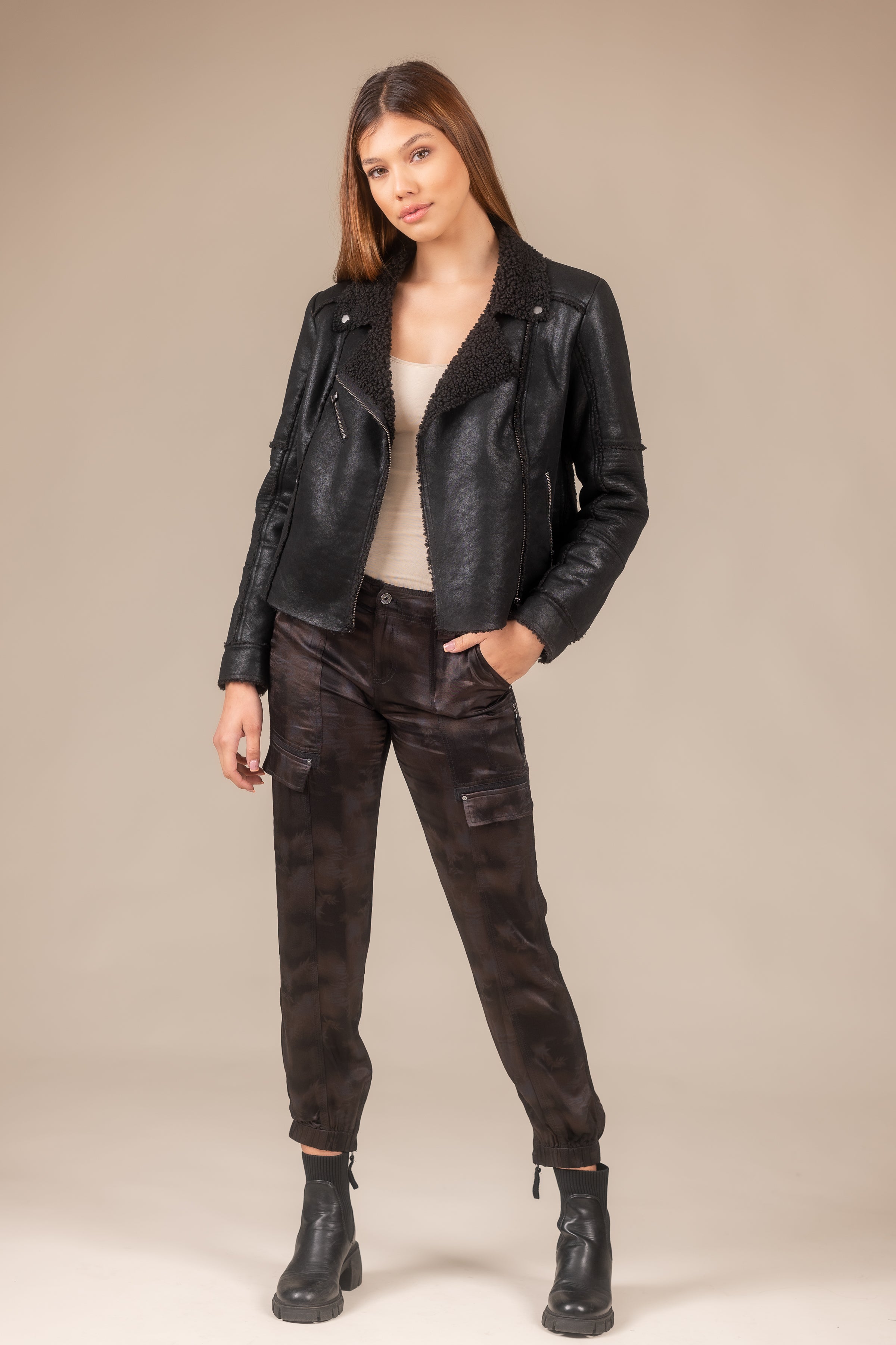 Silky Cargo Pant Women