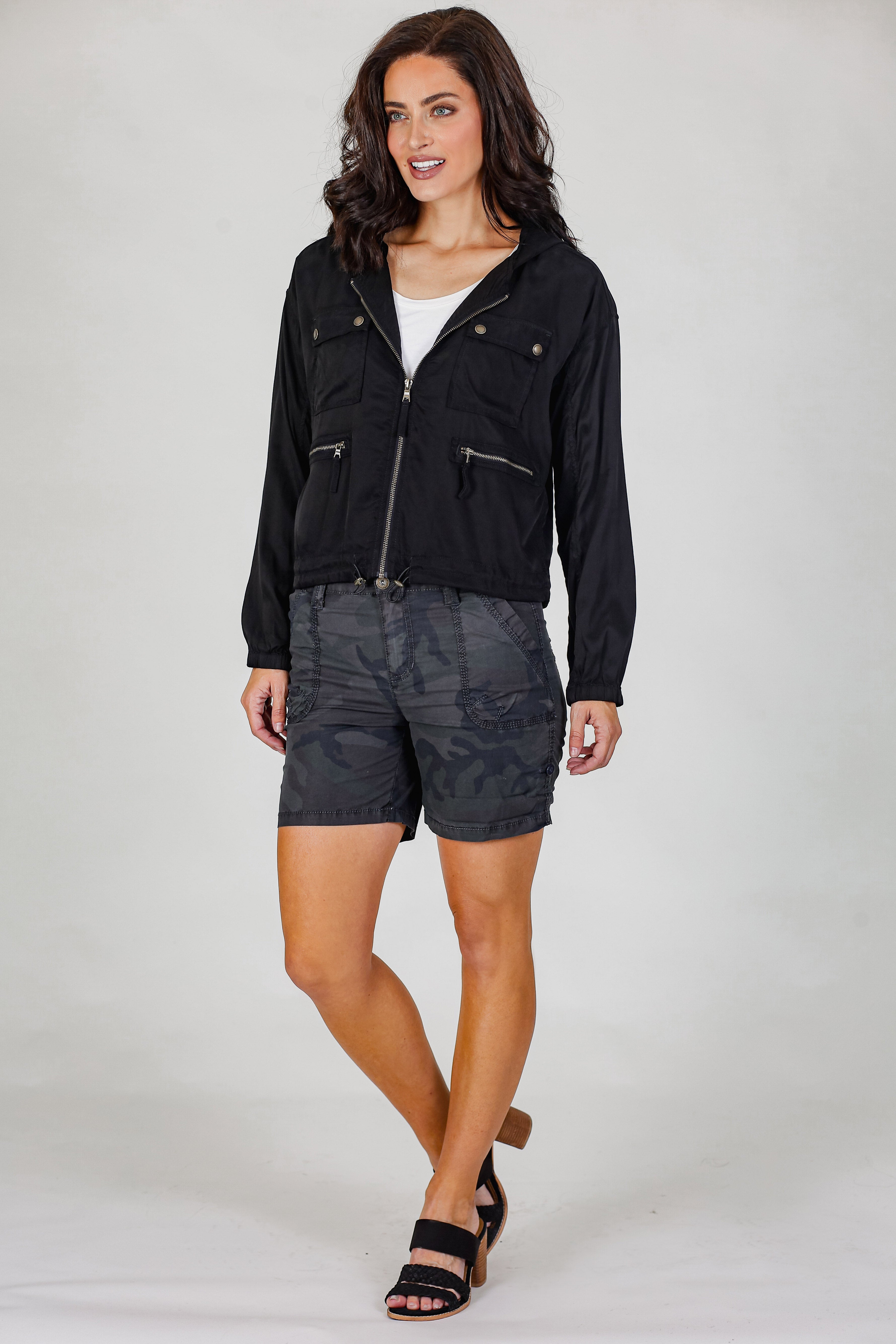 Women Poplin Short