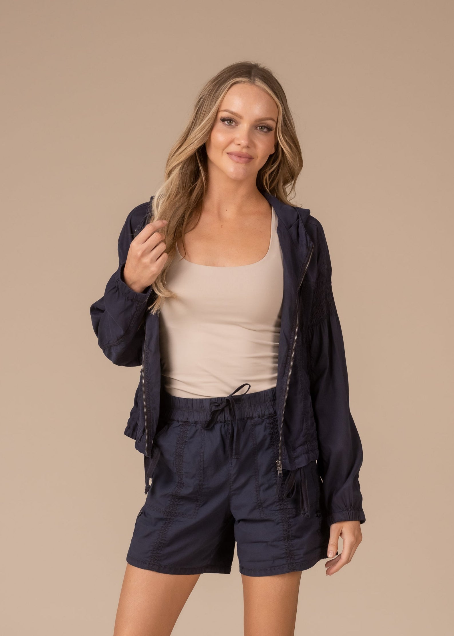#color_navy blue