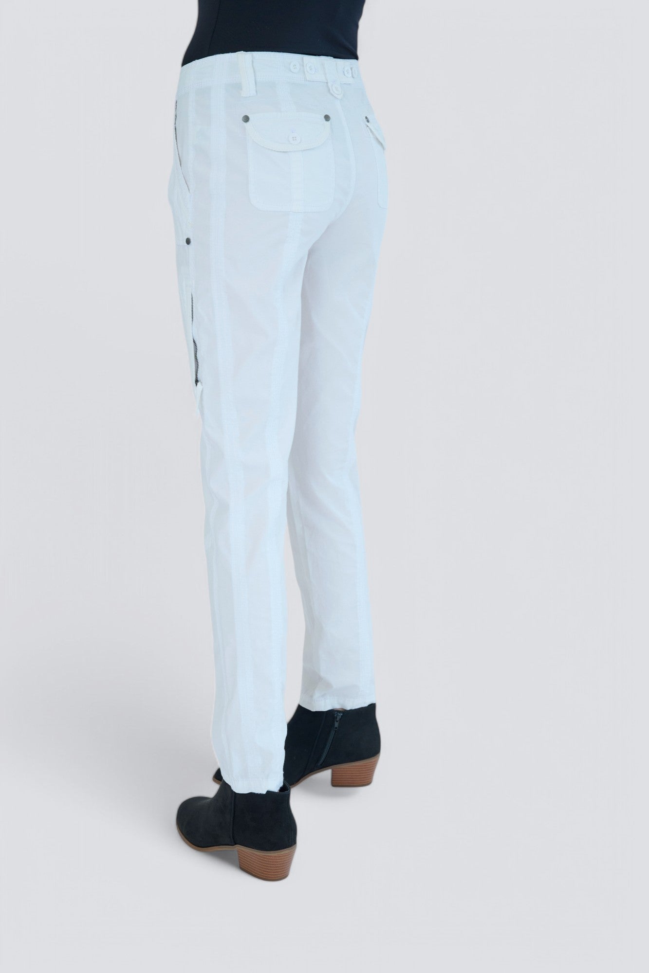 #color_white