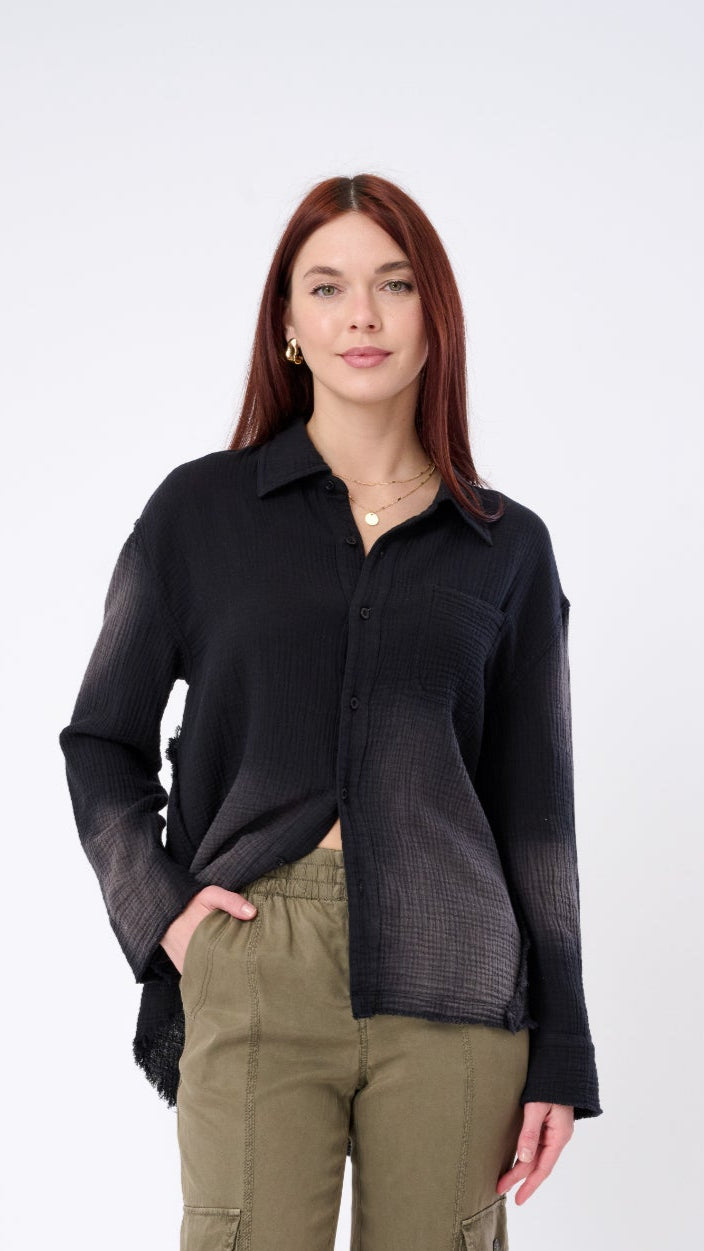 #color_blk/gray/ivo td