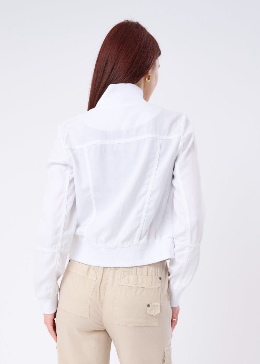 #color_white