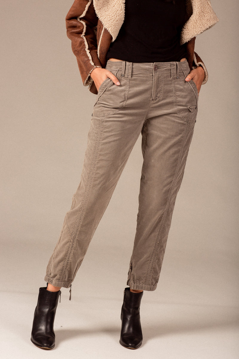 Stretch Corduroy Pant