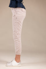 Stretch Corduroy Pant