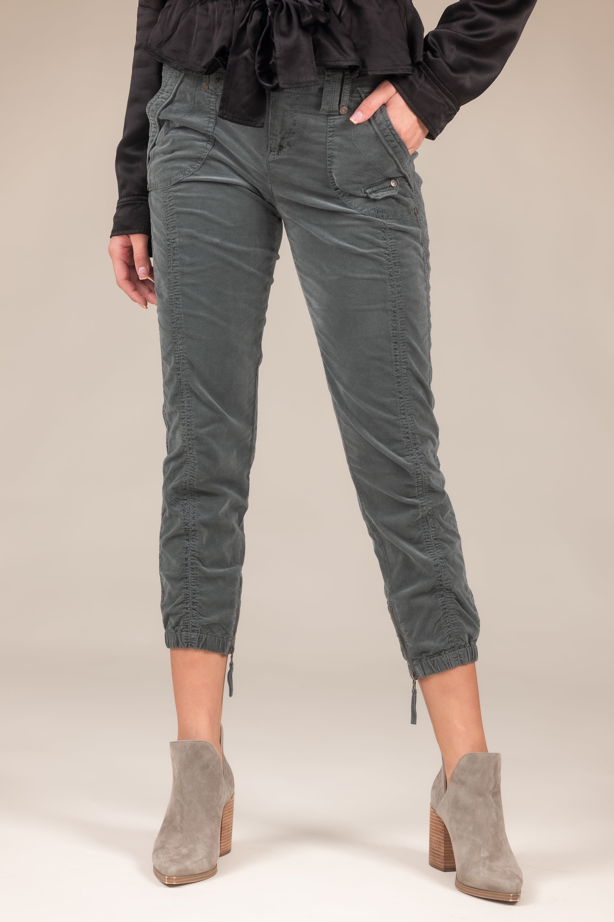 Women's Stretch Corduroy Pants – Roadrunner Jeans Apparel