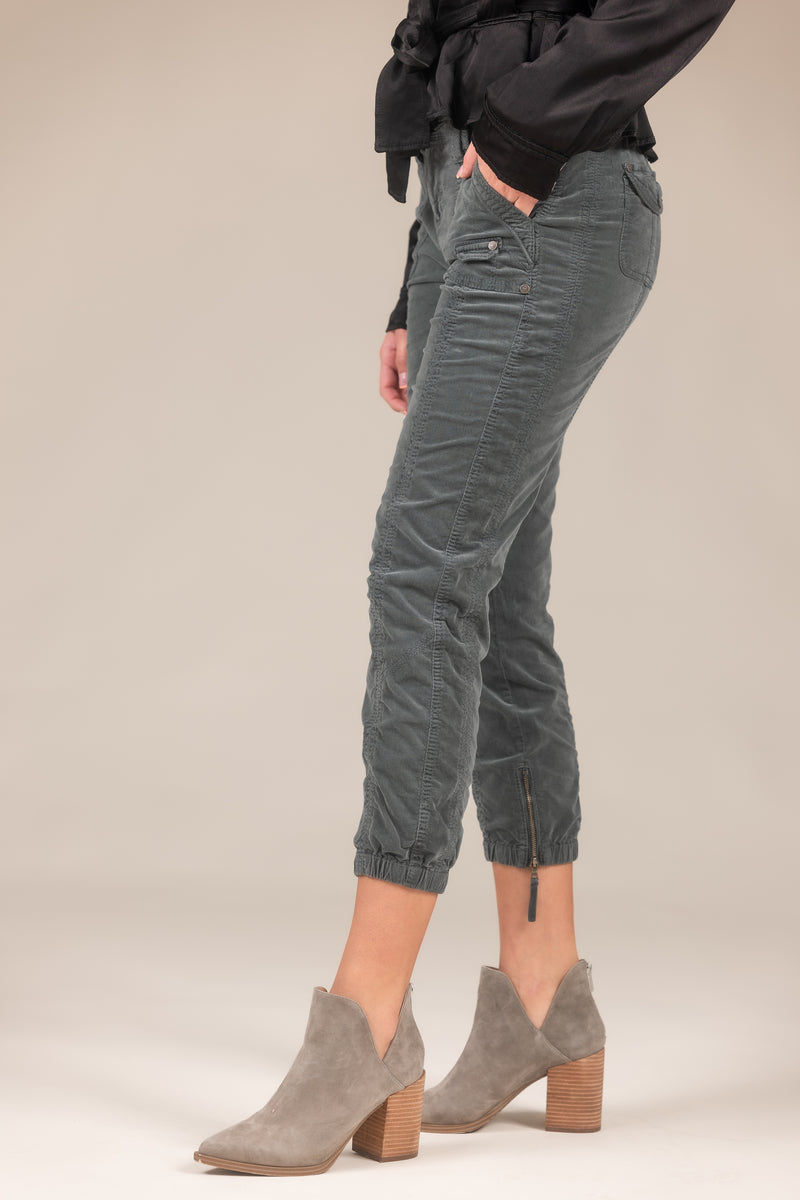 Stretch Corduroy Pant