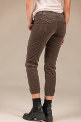 Stretch Corduroy Pant