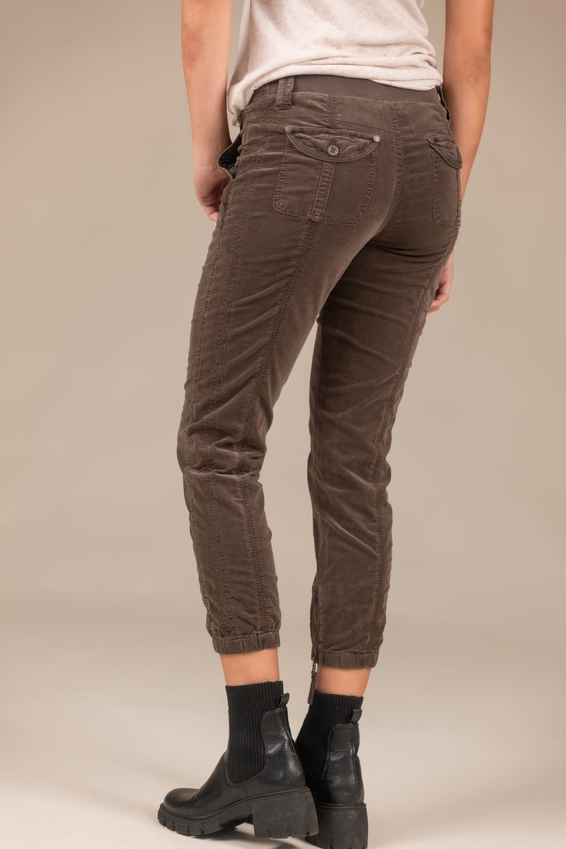 Stretch Corduroy Pant