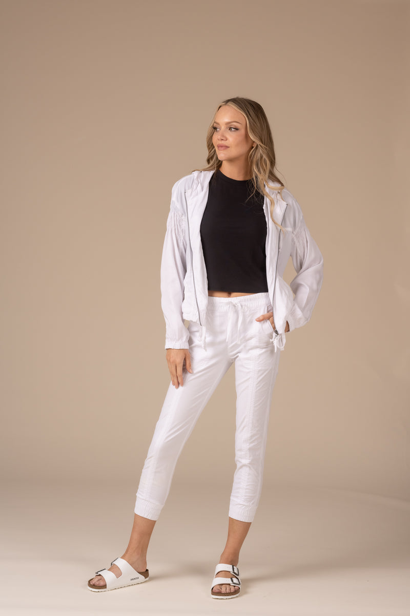 Solid Stretch Poplin Jogger