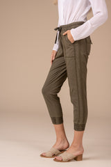 Solid Stretch Poplin Jogger