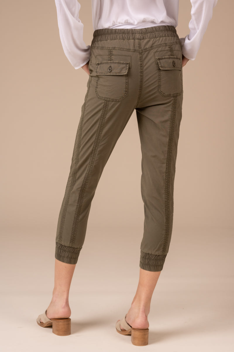 Solid Stretch Poplin Jogger