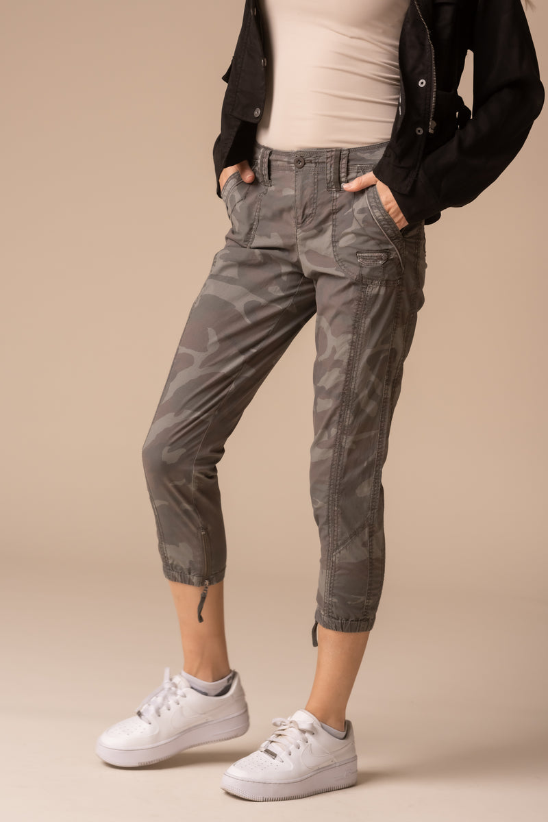 Printed Stretch Poplin Pant