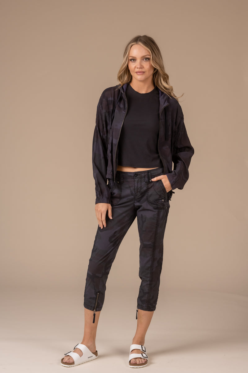 Printed Stretch Poplin Pant