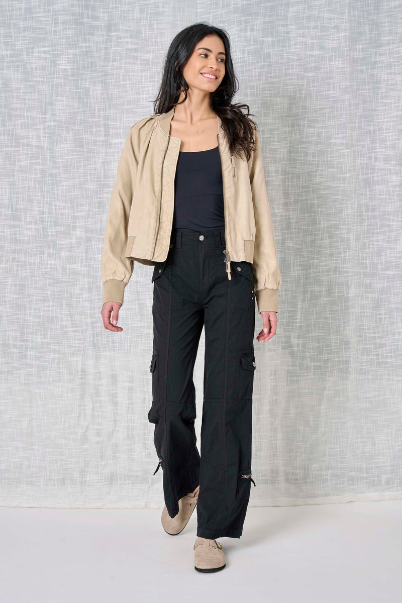 Solid Stretch Poplin Pant